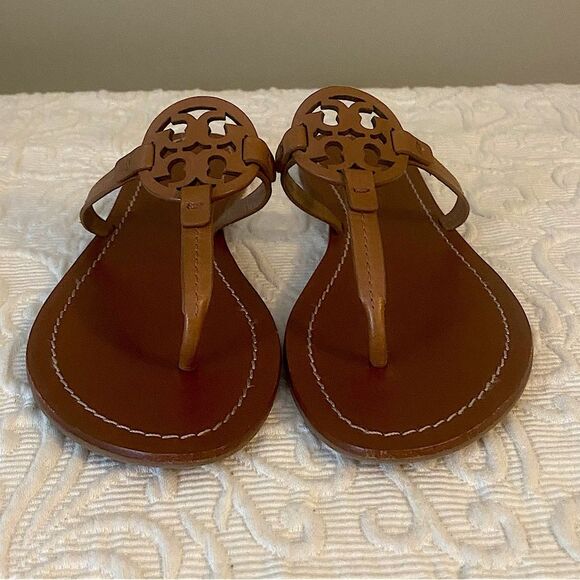 EUC Tory Burch Mini Miller Thong Sandals Flip Flops Cognac Brown